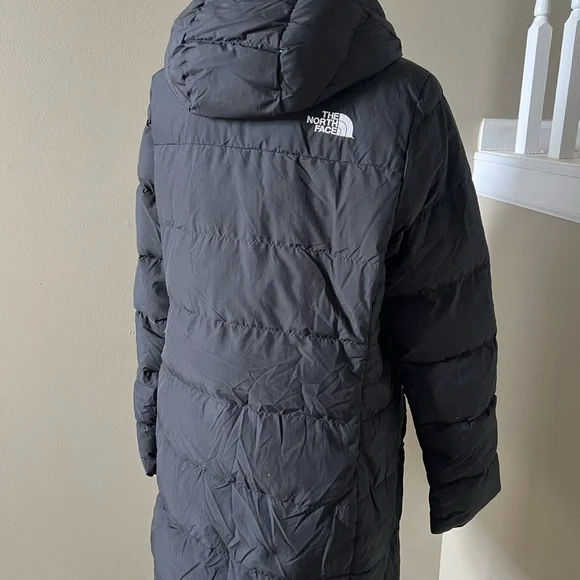 The North Face Black Hooded Puffer Jacket - Picture 3 of 4